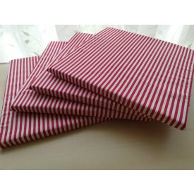 Piros csíkos ülőpárna